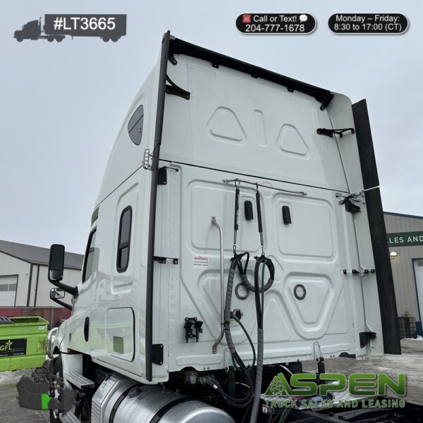 2020 Freightliner CA126 | Stock#: LT3665 - Image 9