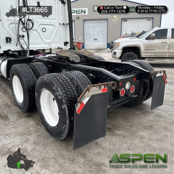 2020 Freightliner CA126 | Stock#: LT3665 - Image 10