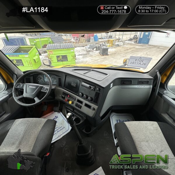 2019 Freightliner CA126 | Stock#: LA1184 - Image 13