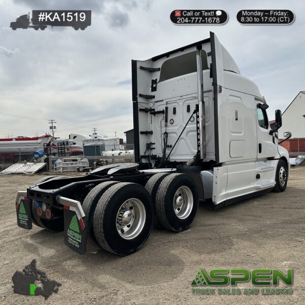 2019 Freightliner CA126 | Stock#: KA1519 - Image 5