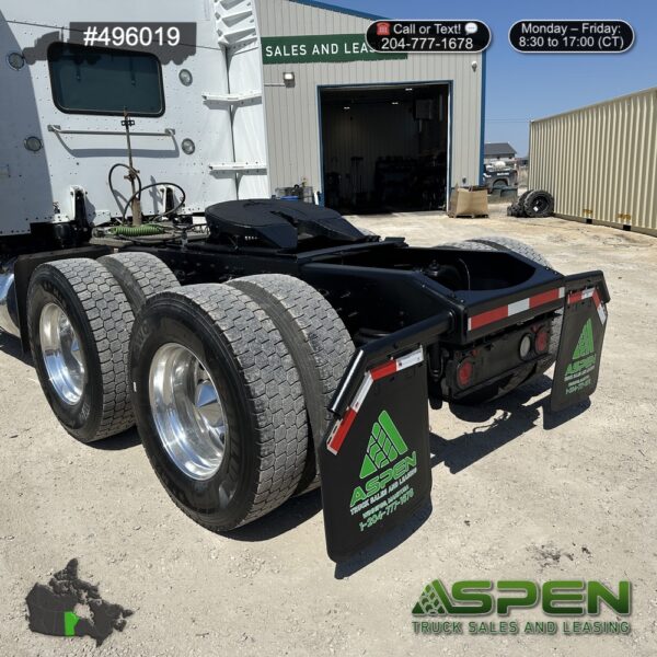 2019 Peterbilt 389 | Stock#: 496019 - Image 10