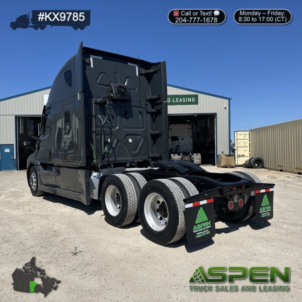 2020 Freightliner CA126 | Stock#: KX9785 - Image 3