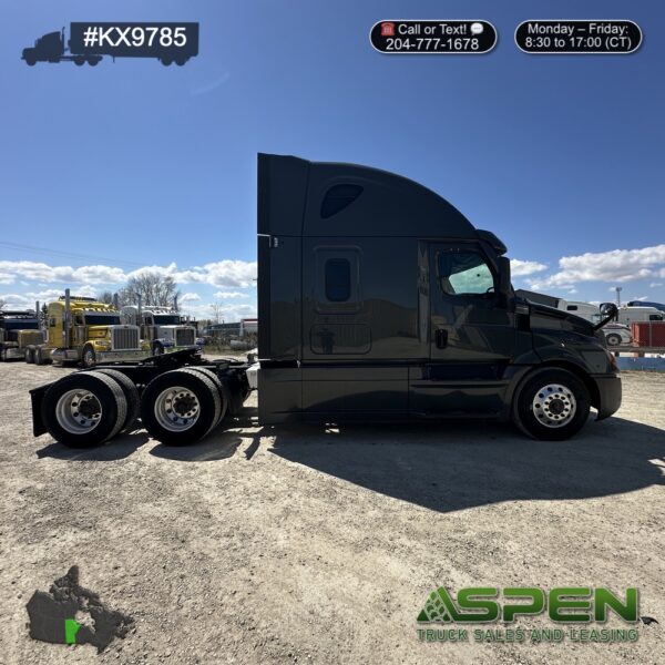 2020 Freightliner CA126 | Stock#: KX9785 - Image 6