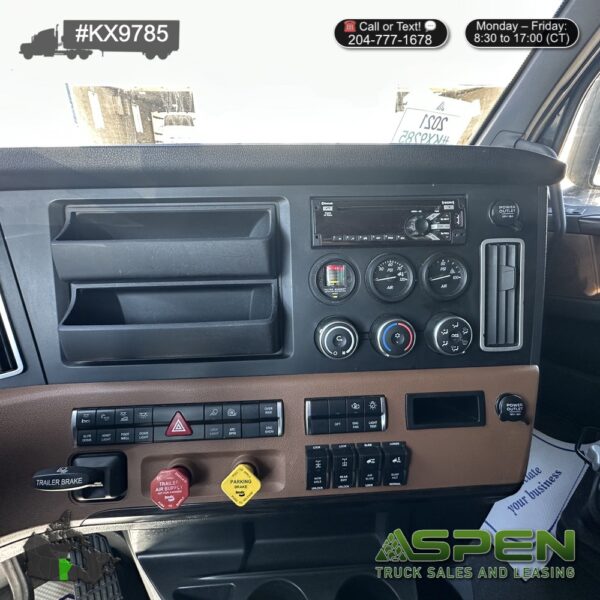 2020 Freightliner CA126 | Stock#: KX9785 - Image 14