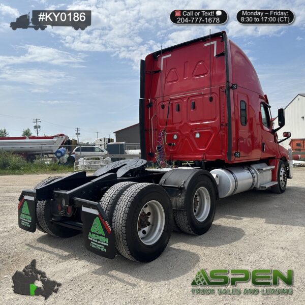 2020 Freightliner CA126 | Stock#: KY0186 - Image 5