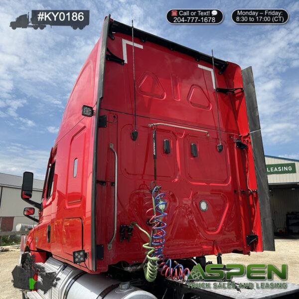 2020 Freightliner CA126 | Stock#: KY0186 - Image 9