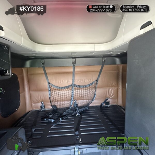 2020 Freightliner CA126 | Stock#: KY0186 - Image 12