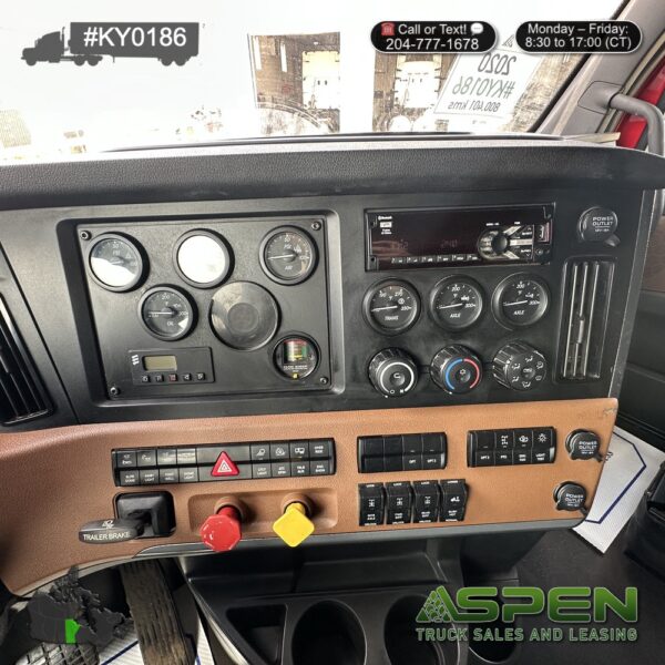 2020 Freightliner CA126 | Stock#: KY0186 - Image 14