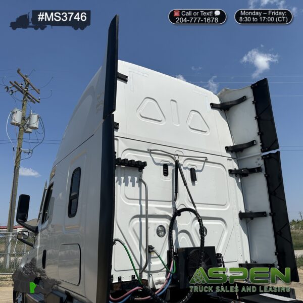 2021 Freightliner CA126 | Stock#: MS3746 - Image 9