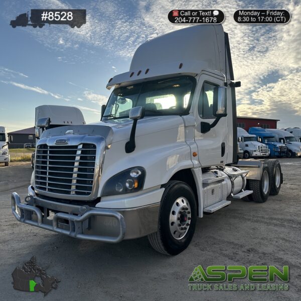 2018 Freightliner CA125 | Stock#: 8528