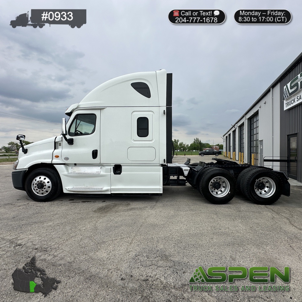 2018 Freightliner CA125 | Stock#: 0933 - Image 2