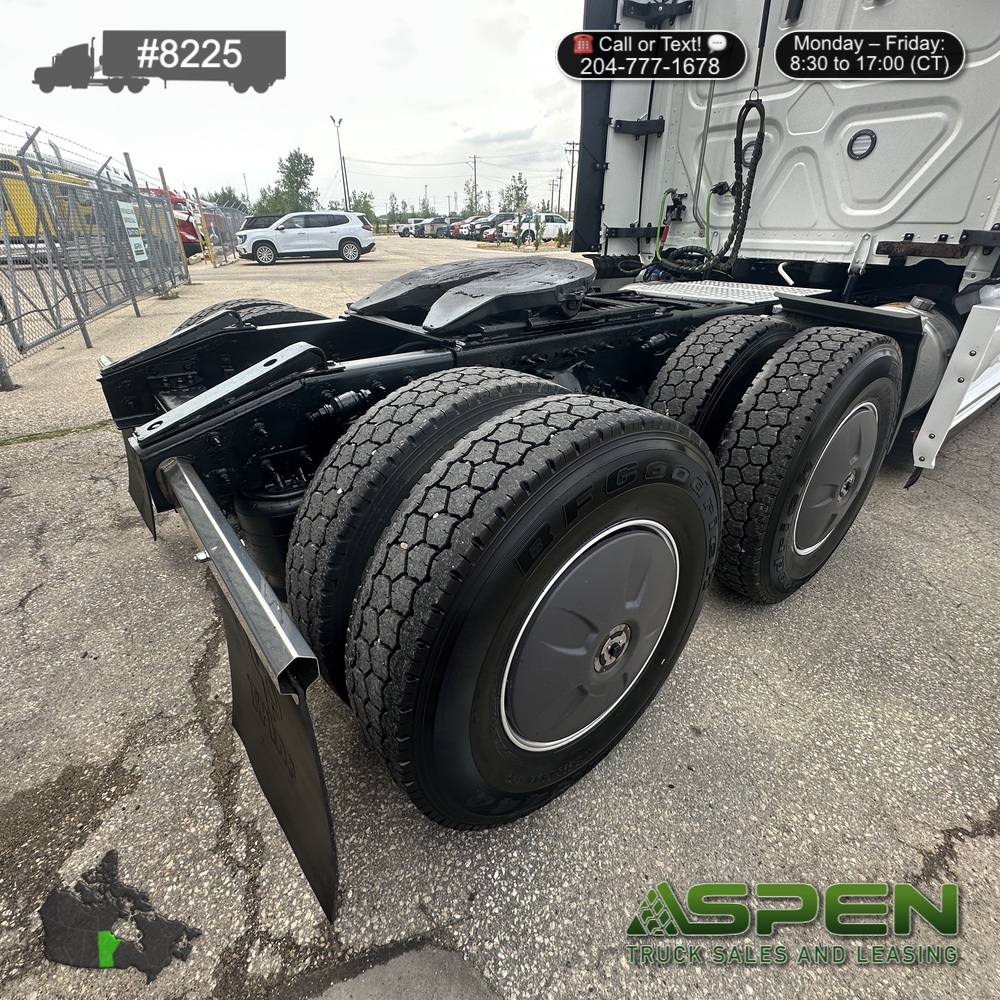 2023 Freightliner CA126 | Stock#: 8225 - Image 10